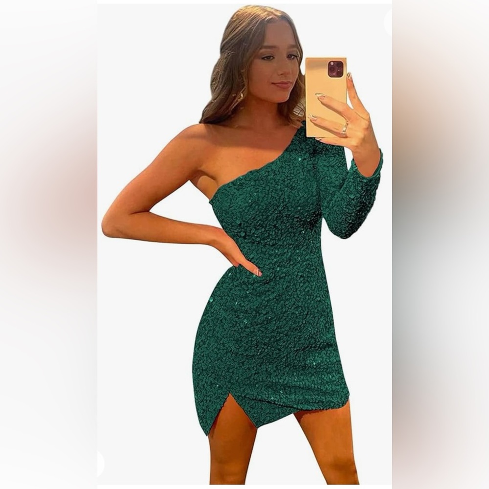 Gorgeous Forest Green Sequin Homecoming dress